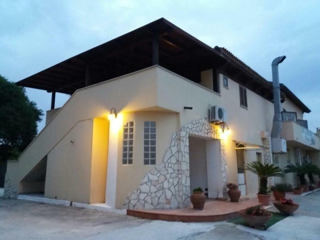 Bed and Breakfast Il Piccolo Nido Borgo Montenero Exterior foto
